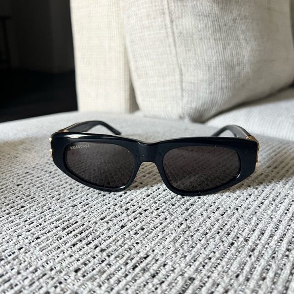 Balenciaga D-Frame Sunglasses main image 4